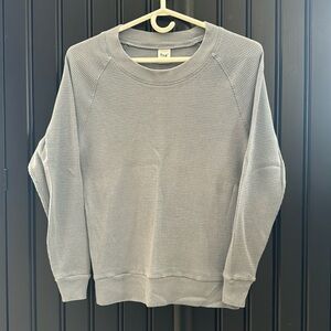 Tna from  Aritzia waffle knit long sleeved top in grey/ blue. Size xxs